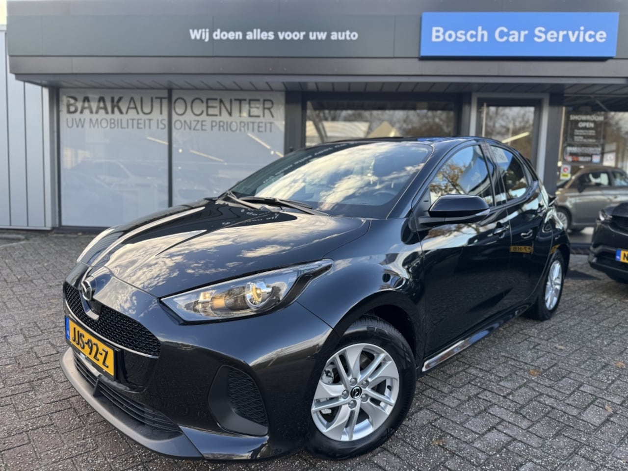 Mazda 2 Hybrid - 1.5 Centre-line | Camera | Stoelverwarming | Carplay - AutoWereld.nl