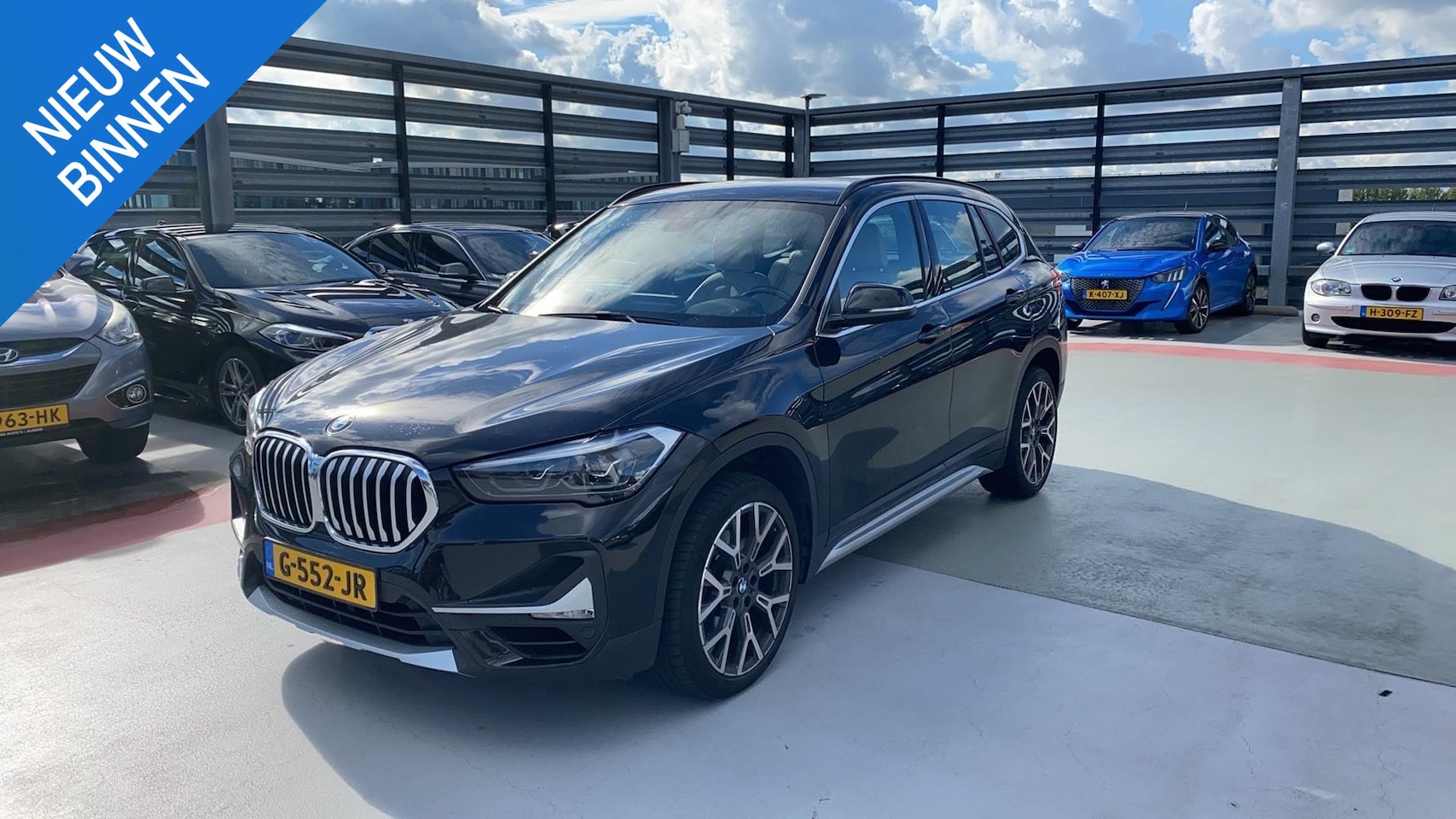 BMW X1 - sDrive20i VDL NEDCAR EDITION I AUTOMAAT I P-CAMERA I CRUISE CONTROL I CLIMATE CONTROL - AutoWereld.nl