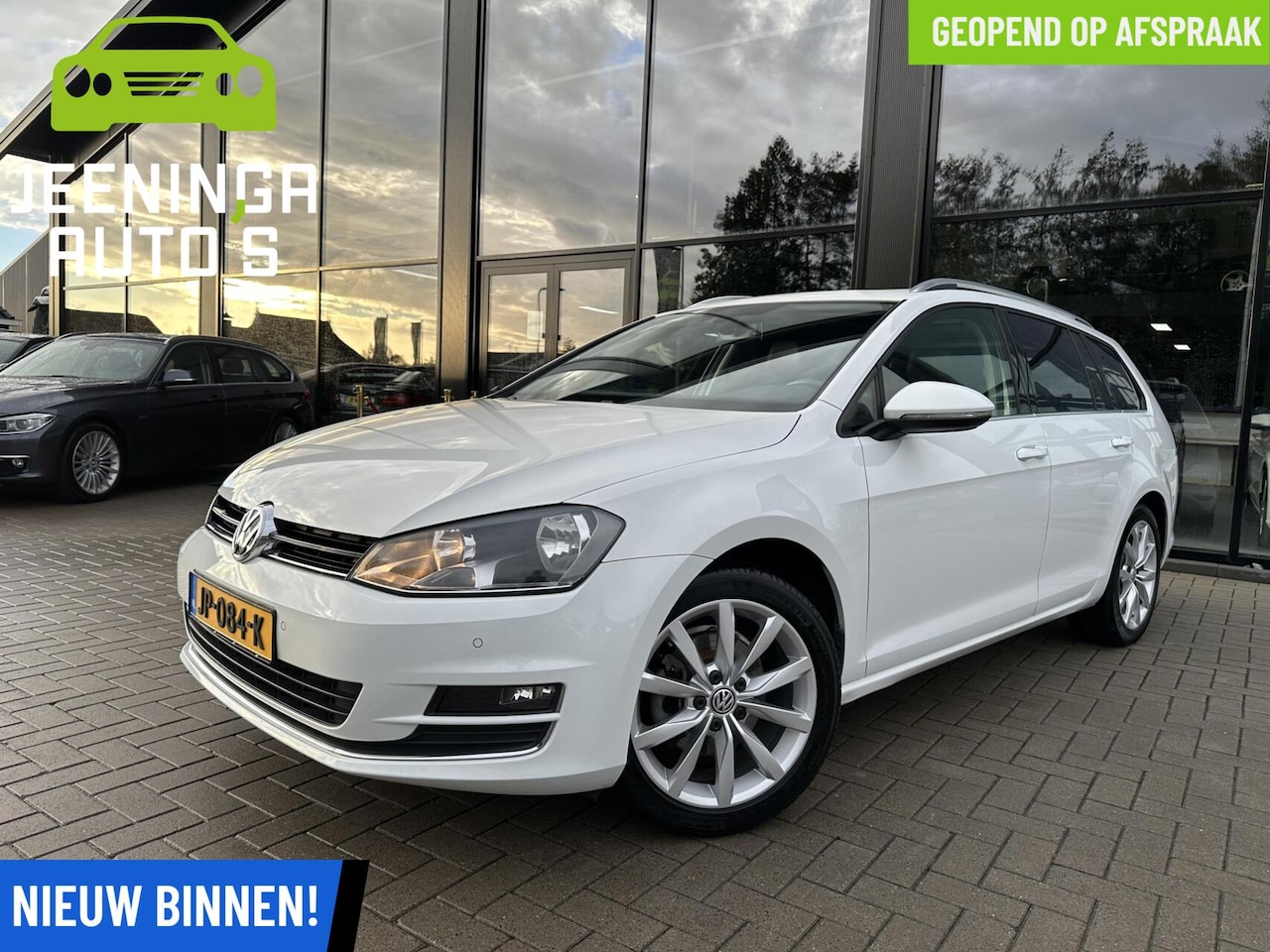 Volkswagen Golf Variant - 1.4 TSI Connected Series|Pano|Stoelverwarming|Massage|afn.Trekhaak - AutoWereld.nl