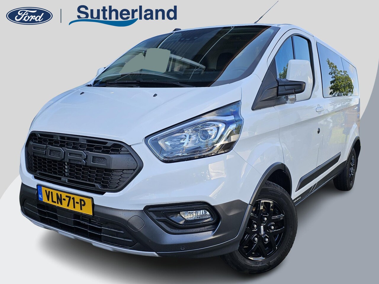 Ford Transit Custom - 300 2.0 TDCI L2H1 Trail | Glasslook panelen | Raptor grille | Camera | Trekhaak | Leder | - AutoWereld.nl