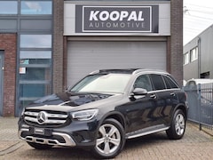 Mercedes-Benz GLC-klasse - 300e 4MATIC Premium | Panoramdak | Trekhaak | Dealer Onderhouden