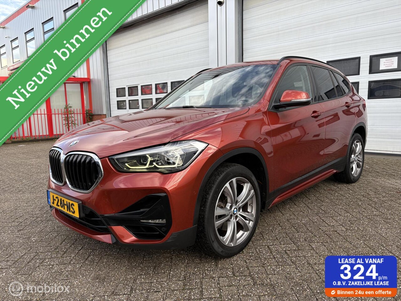 BMW X1 - sDrive18i High Executive ECC/LEDER/XENON/PDC/LMV/APK - AutoWereld.nl
