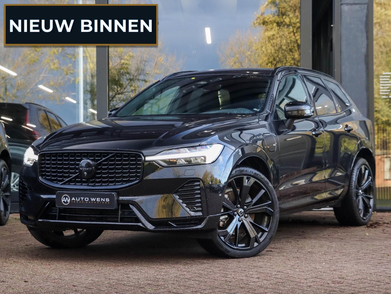 Volvo XC60 - T6 AWD Ultra Black Edition Pano HUD 360cam 21'' - AutoWereld.nl