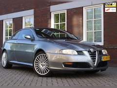 Alfa Romeo GT - 2.0 JTS Distinctive