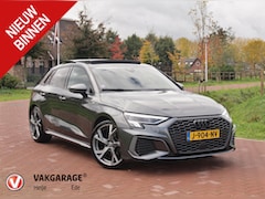 Audi A3 Sportback - 35 TFSI S edition | 2X S-Line | Schuifdak | 19 Inch | Black Optic | NL-Auto |