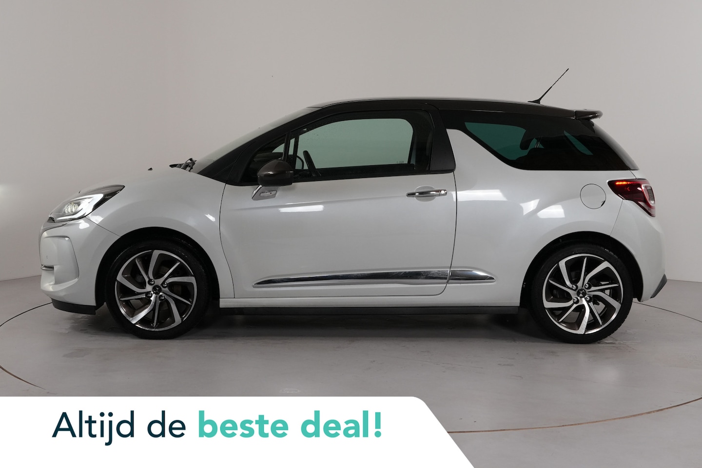 DS 3 - 1.2 PureTech Sport Chic | Navi | Leder | Xenon | - AutoWereld.nl
