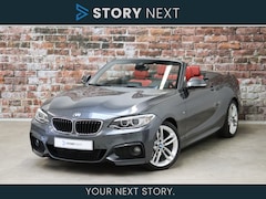 BMW 2-serie Cabrio - 220i High Executive M Sport Pakket Automaat / Navigatie Professional / Achteruitrijcamera