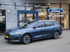 Ford Focus Wagon - 155PK HYBRID TITANIUM AUTOMAAT WINTERPACK APPLE/ANDROID CAMERA P-SENSOREN BLISS B&O 4-JR F
