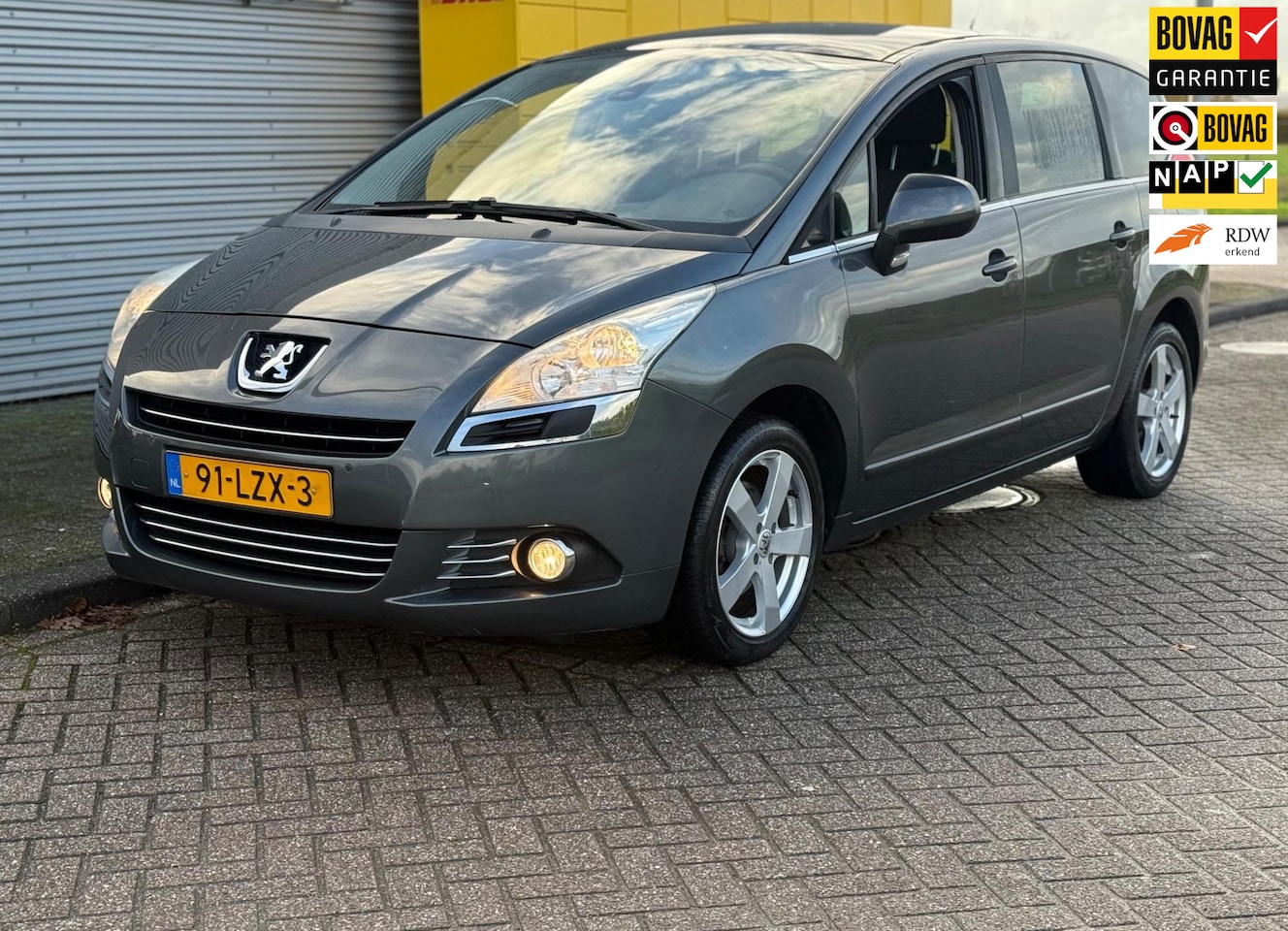 Peugeot 5008 - 1.6 THP ST 7Pers Automaat Panoramadak Navi Pdc - AutoWereld.nl