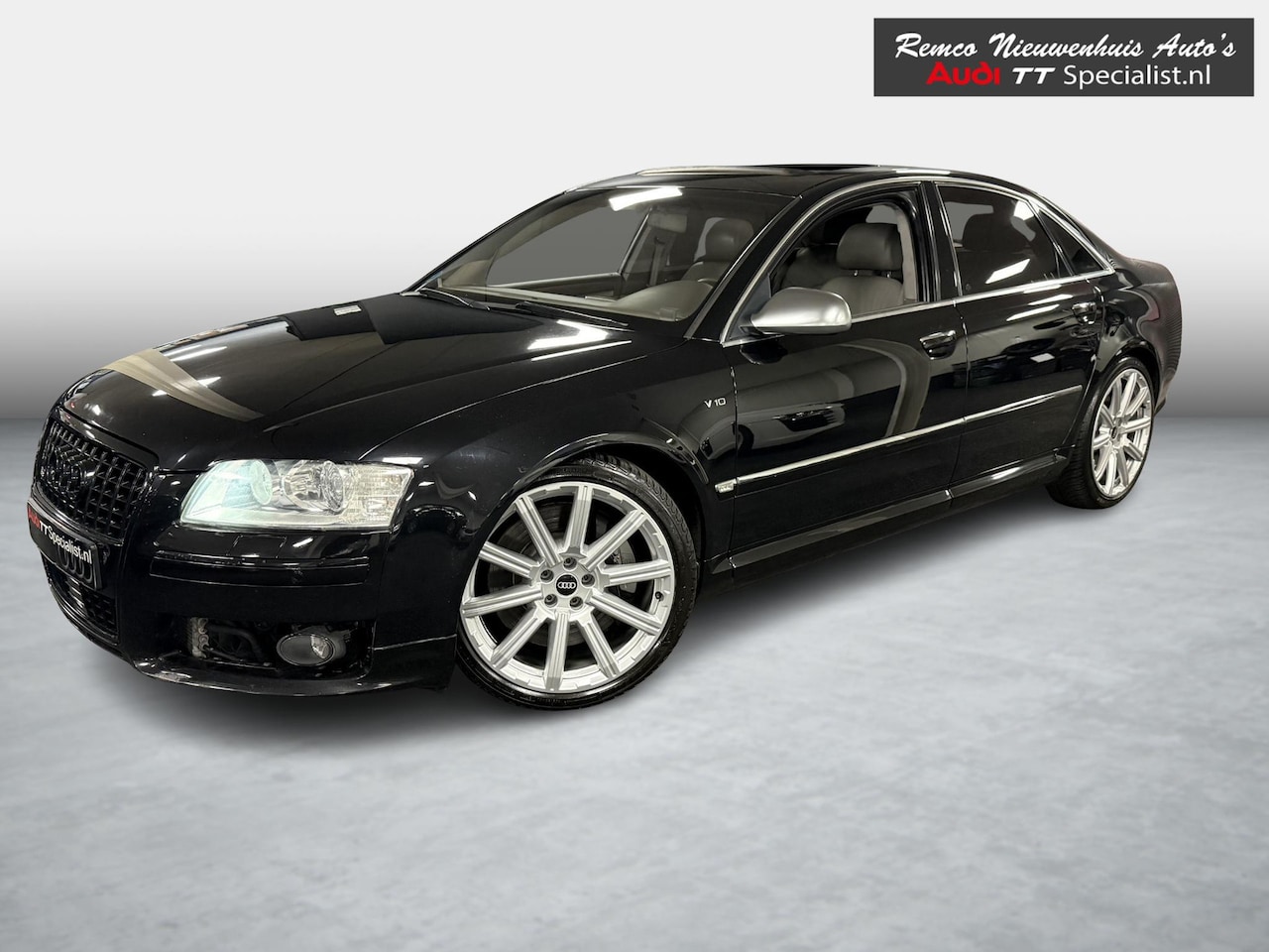 Audi A8 - 5.2 S8 quattro Pro Line Youngtimer Btw Auto - AutoWereld.nl