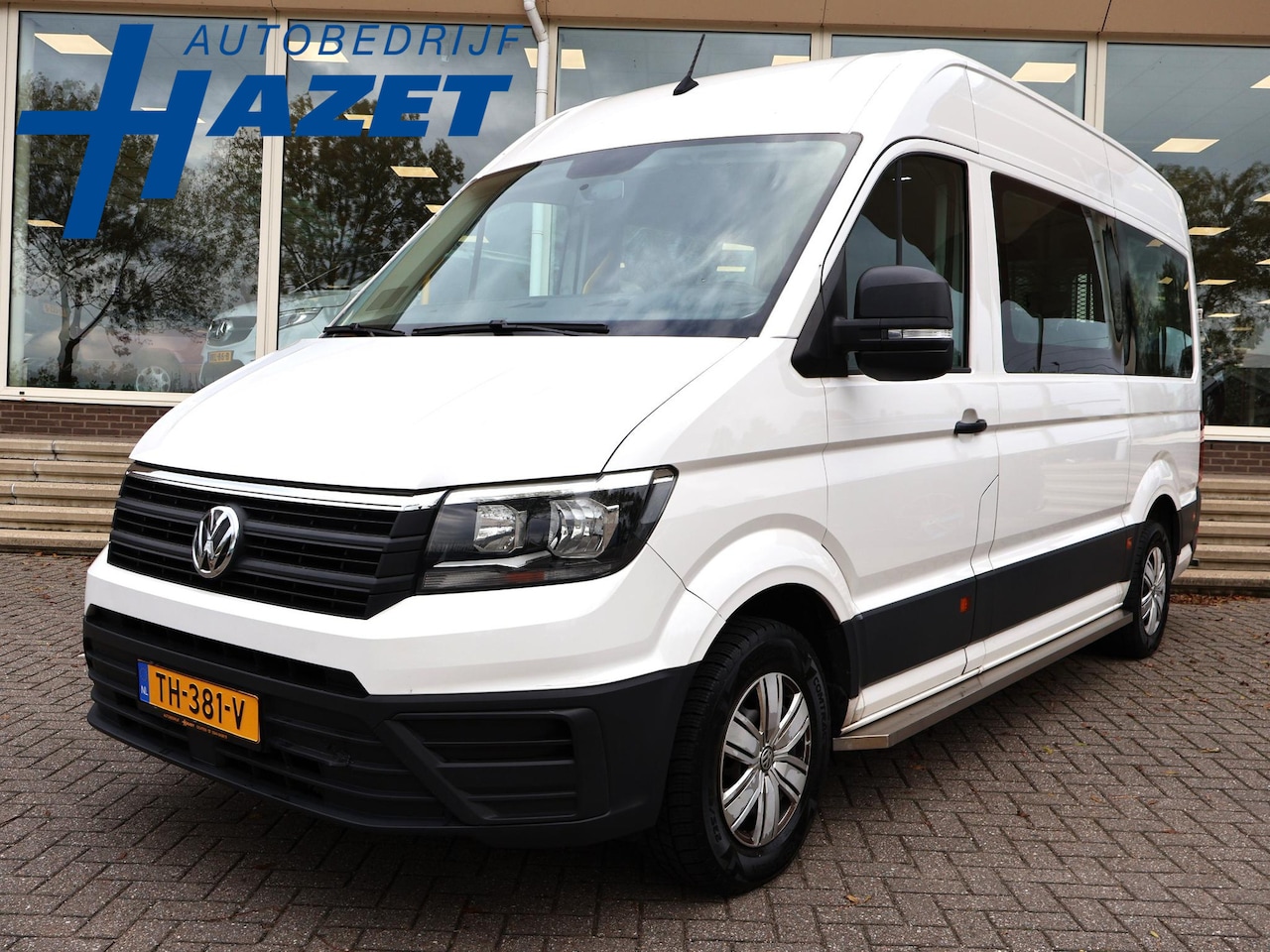 Volkswagen Crafter - 2.0 TDI ROLSTOEL AUTO 9-PERS. + 4 ROLSTOELEN *EXCL. BTW* - EURO 6 - LIFT - AutoWereld.nl