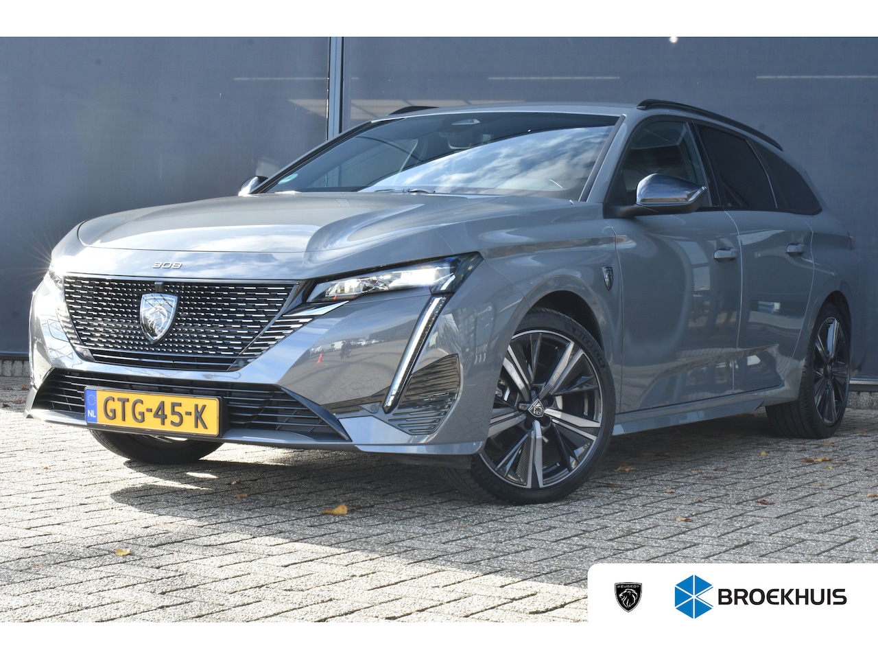 Peugeot 308 SW - 1.2 Hybrid 136 e-DCS6 GT | Adaptive Cruise | Navigatie | Achteruitrijcamera | 18"LMV | Lan - AutoWereld.nl