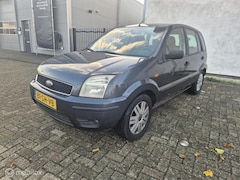 Ford Fusion - 1.6-16V Ghia