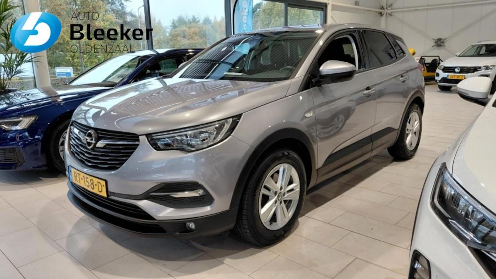 Opel Grandland X - 1.2 T 130 pk Online ed Airco Carplay Trekhaak Nav Cruise - AutoWereld.nl