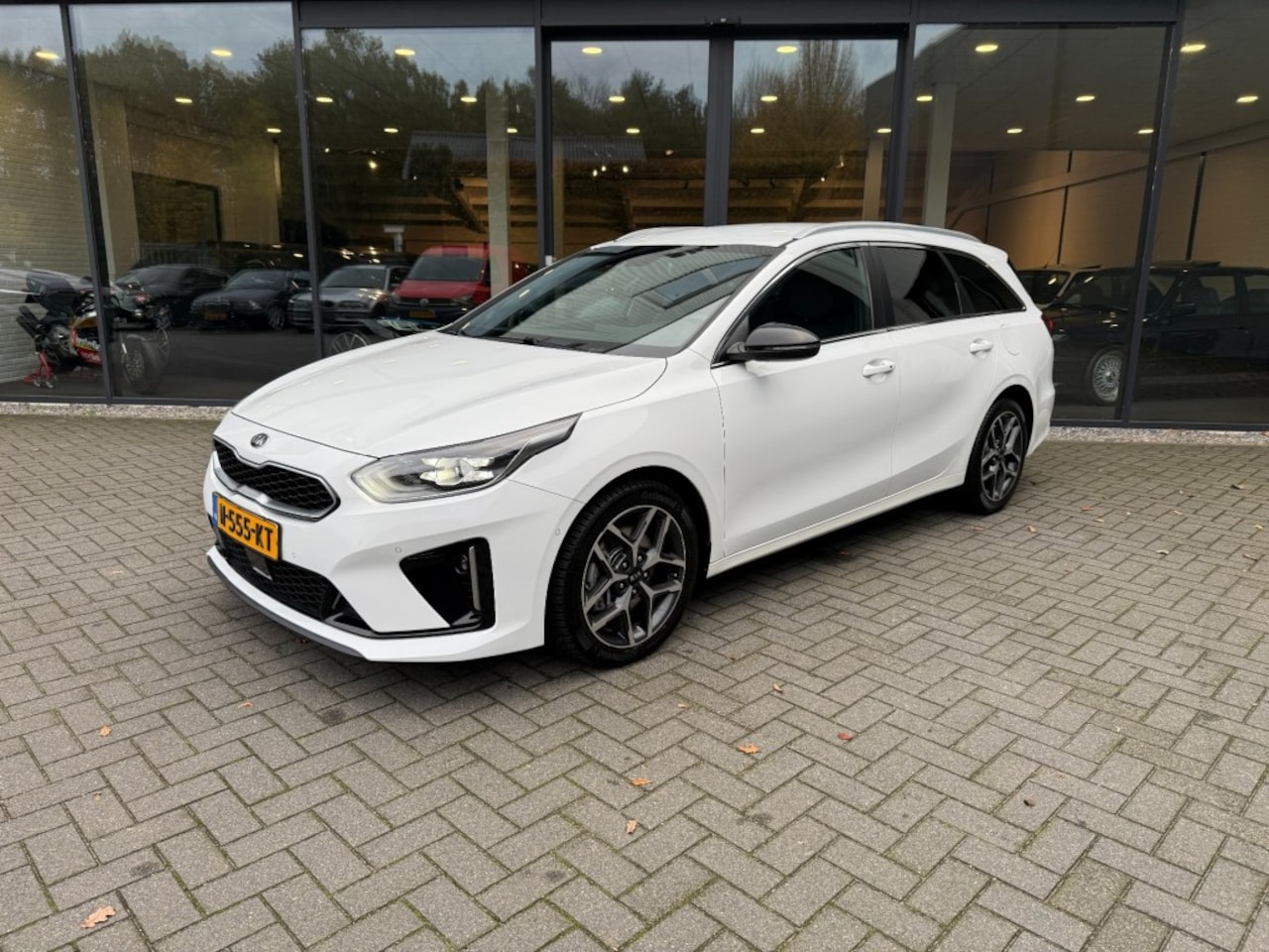 Kia Cee'd - 1.5 T-GDi GT-Line 1.5 T-GDI 160pk GT-Line,Half Leer,Adapt Cruise,Lane Ass.,Stoel/stuurverw,Camera - AutoWereld.nl