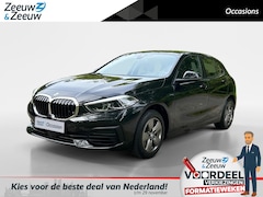 BMW 1-serie - 116i Introduction Edition Navi , parkeersensoren , climate , cruise , tel , lm velgen