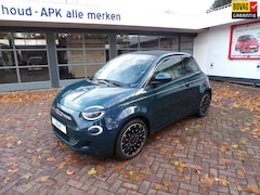 Fiat 500 C - 500e La Prima 42 kWh Cabrio Navi./Apple Car Play/Parkeersensoren V+A/17"Lmv/Lederen bekl./