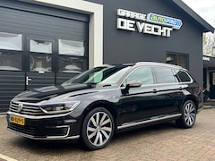 Volkswagen Passat Variant - 1.4 TSI GTE Connected Series Plus Carplay/Camera