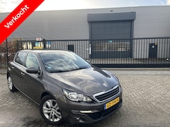Peugeot 308 - 1.6 BlueHDi Panorama|Leer|Stoelverwarming 2015