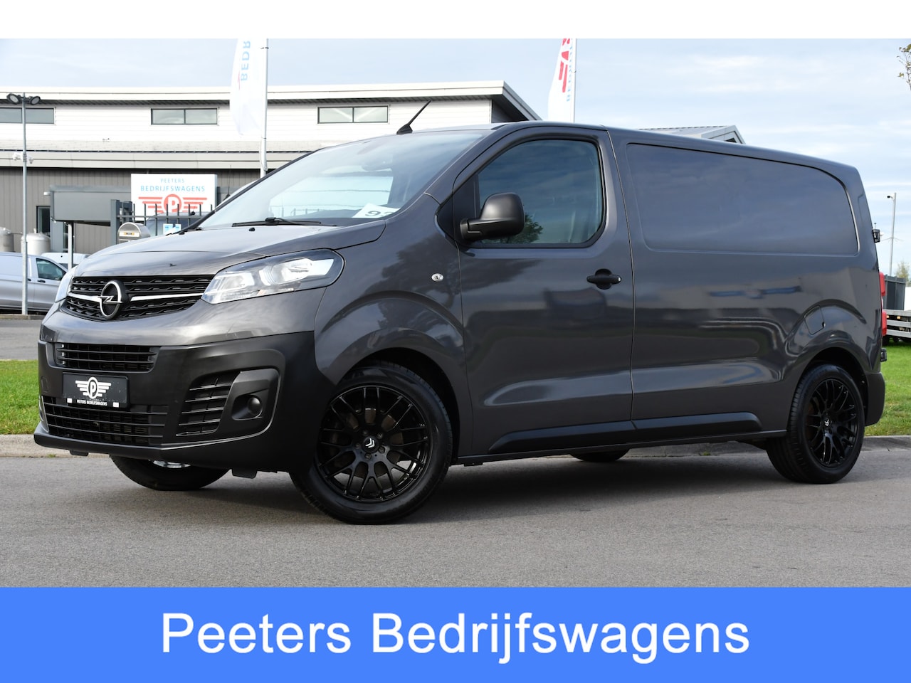 Opel Vivaro - 1.5 CDTI L2H1 PB Edition Cruise, Camera, Airco, 120pk, Sensoren, Leder! - AutoWereld.nl
