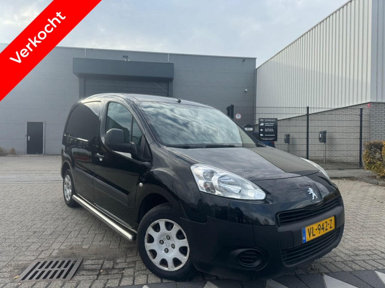 Peugeot Partner - 120 1.6 HDI Airco Cruise Facelift 2015 - AutoWereld.nl