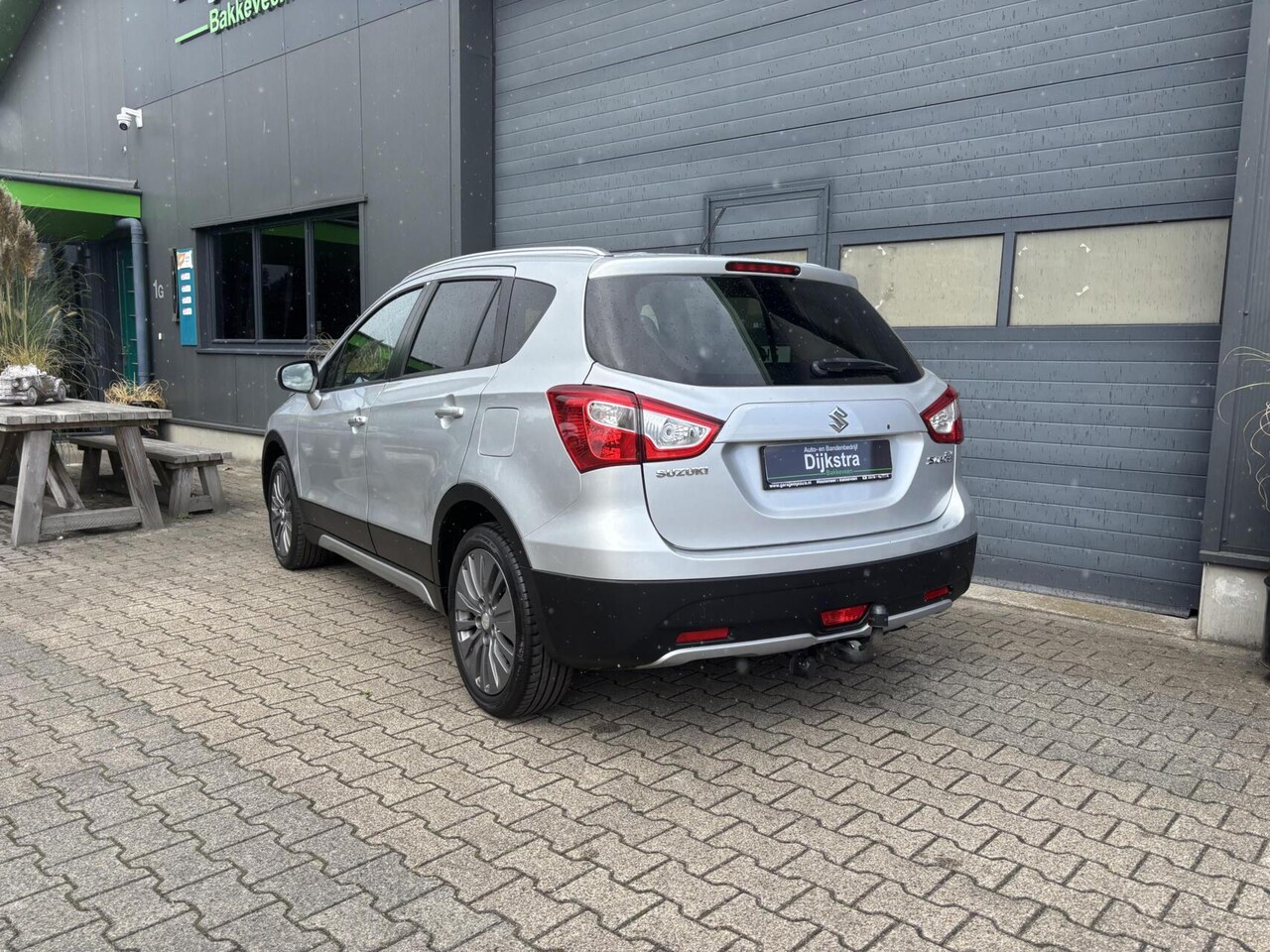 Suzuki SX4 S-Cross - 1.6 Exclusive Automatische Airco/ Cruise Control/ Bluetooth/ afneembare trekhaak.