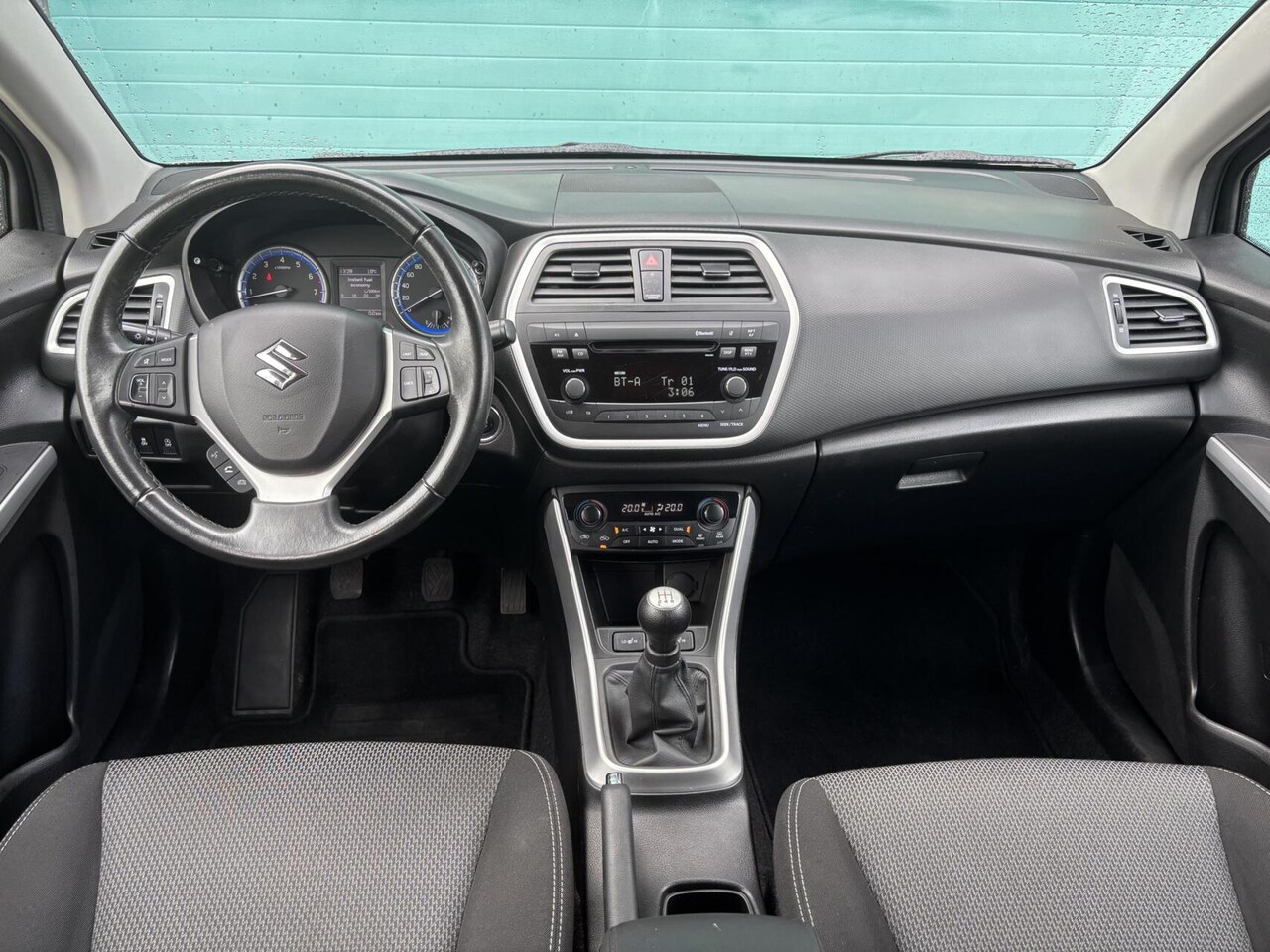 Suzuki SX4 S-Cross - 1.6 Exclusive Automatische Airco/ Cruise Control/ Bluetooth/ afneembare trekhaak.