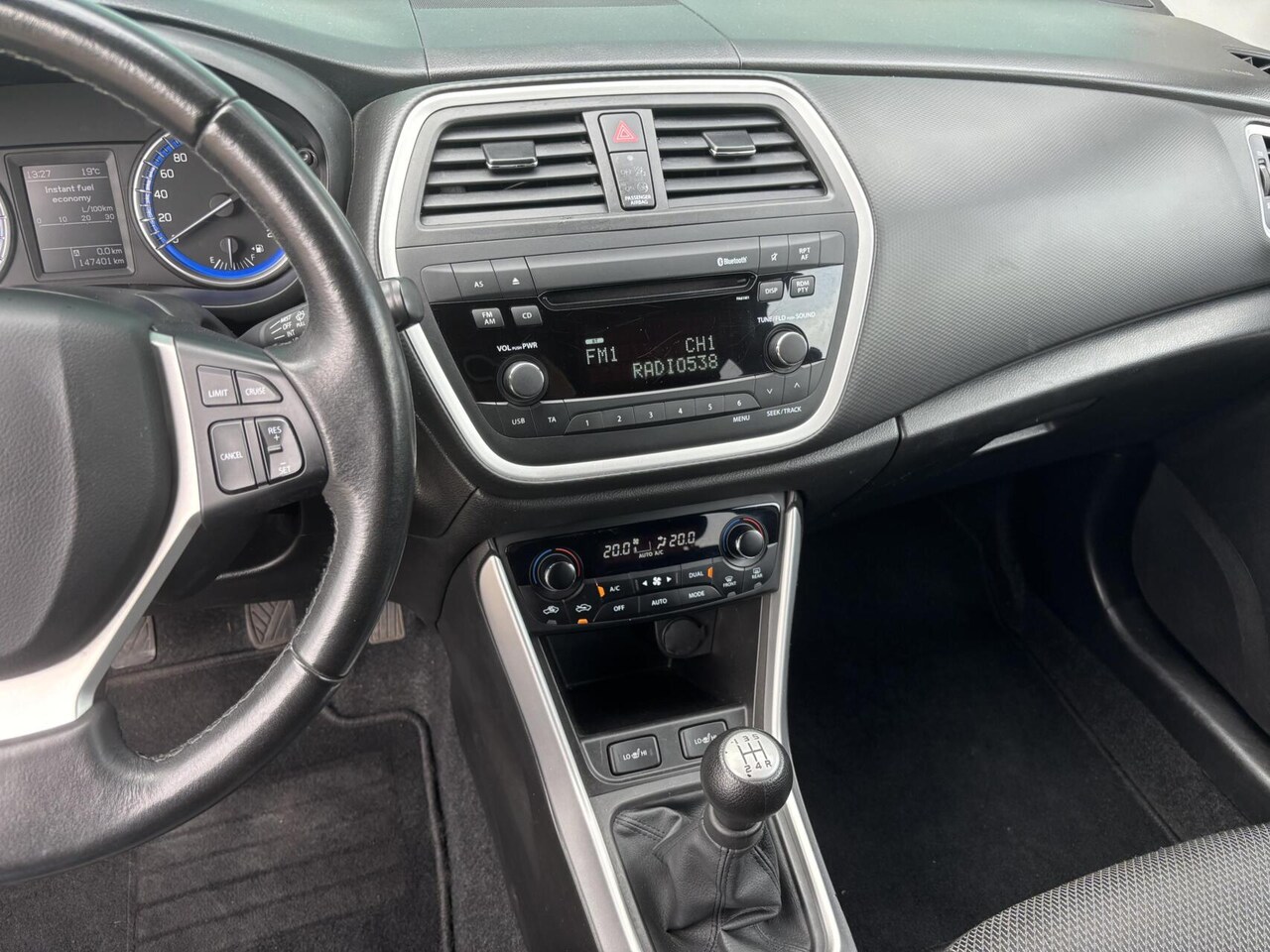 Suzuki SX4 S-Cross - 1.6 Exclusive Automatische Airco/ Cruise Control/ Bluetooth/ afneembare trekhaak.