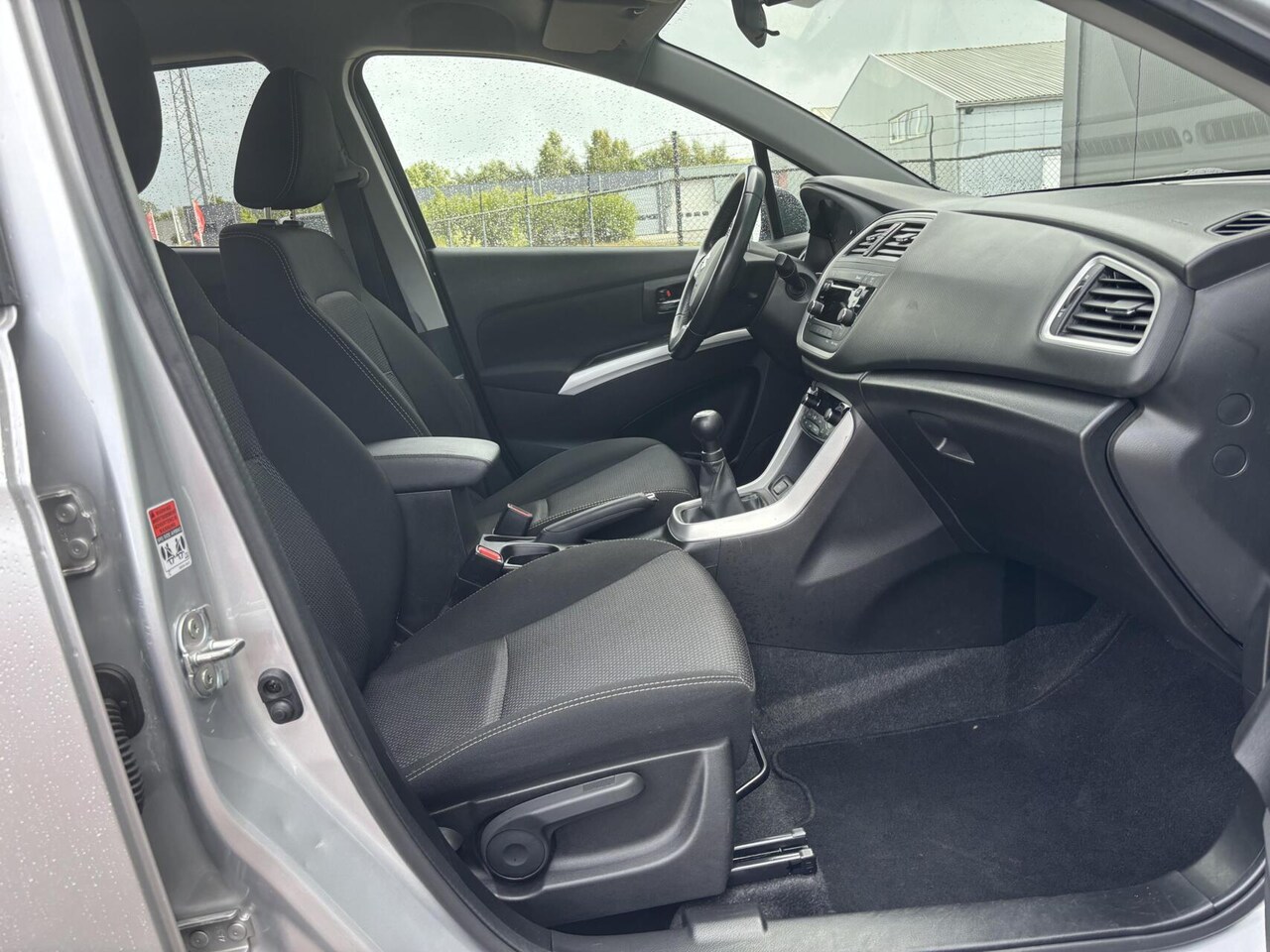 Suzuki SX4 S-Cross - 1.6 Exclusive Automatische Airco/ Cruise Control/ Bluetooth/ afneembare trekhaak.