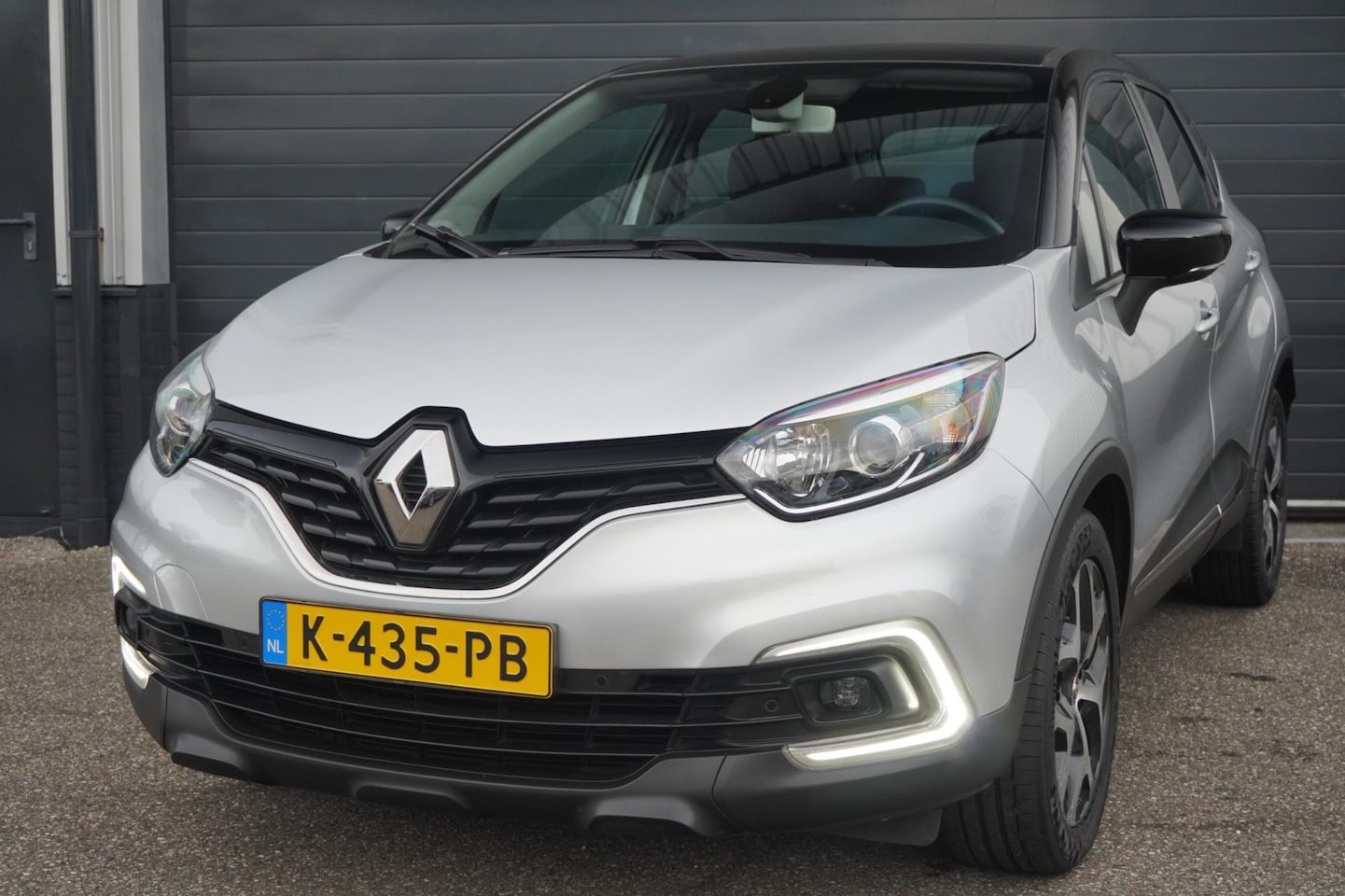 Renault Captur - 0.9 TCe Intens | Navigatie | Climat Control | 17 " Lichtmetaal | Camera - AutoWereld.nl