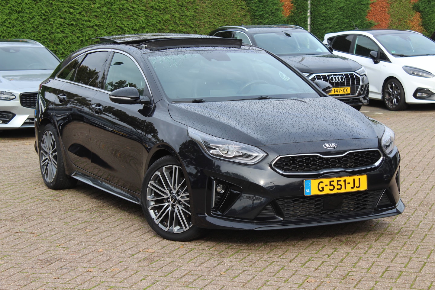 Kia Pro cee'd - 1.4 T-GDI GT-PlusLine / Panoramadak / Camera / Keyless / JBL / 18'' / Apple CarPlay / Stuu - AutoWereld.nl