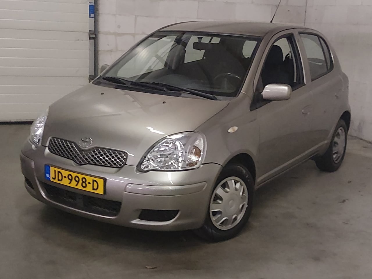 Toyota Yaris - 1.3 VVT-i Sol 5-Deurs 2004 Airco - AutoWereld.nl