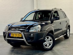 Hyundai Tucson - 2.7i V6 4WD Style |Automaat |Leder |4x4