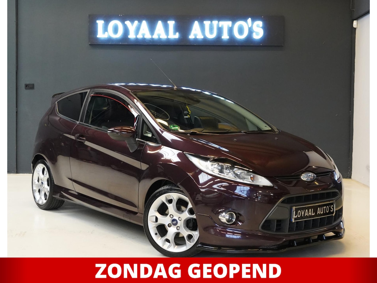 Ford Fiesta - 1.6 Ghia | NAVI | AIRCO | LEER | ELEK.RAMEN | APK. - AutoWereld.nl