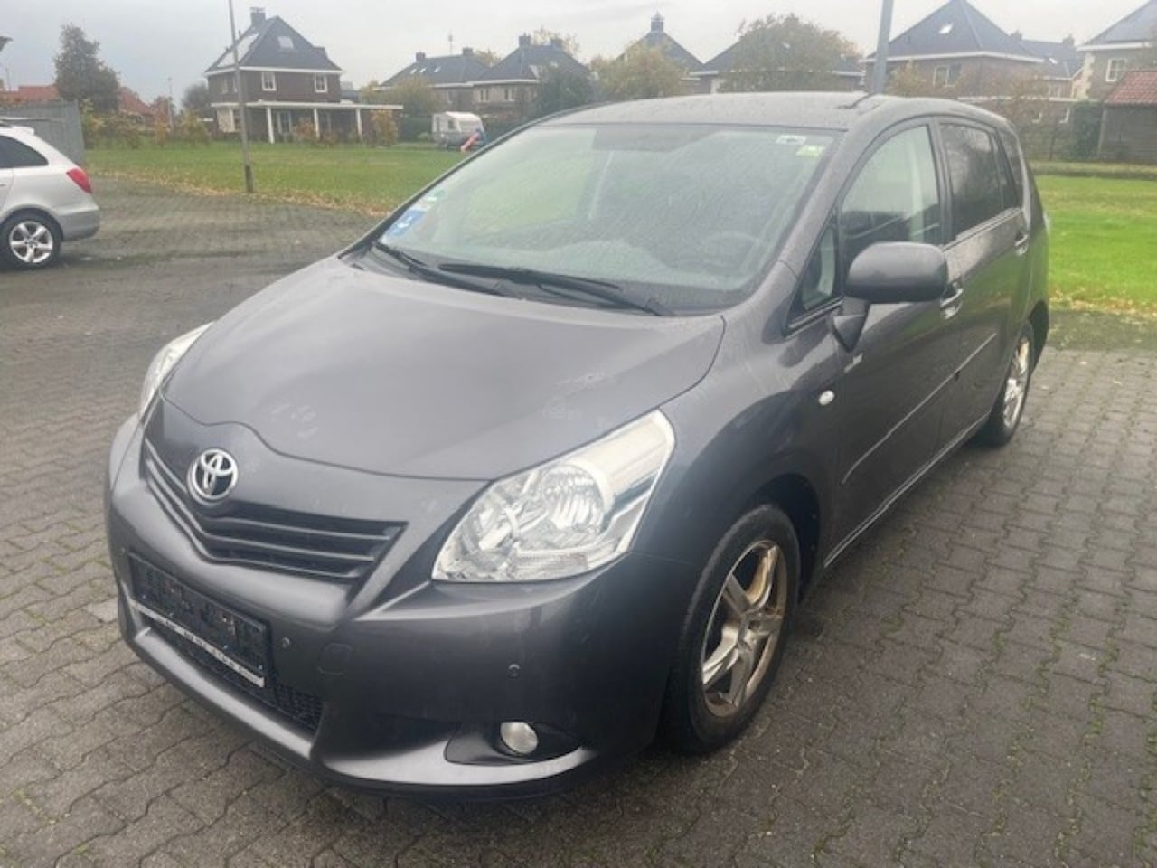 Toyota Verso - 1.8 VVT-I Business Automaat/ ECC/ Pano/ Navi/ Cruise/ Camera/ PDC V+A - AutoWereld.nl