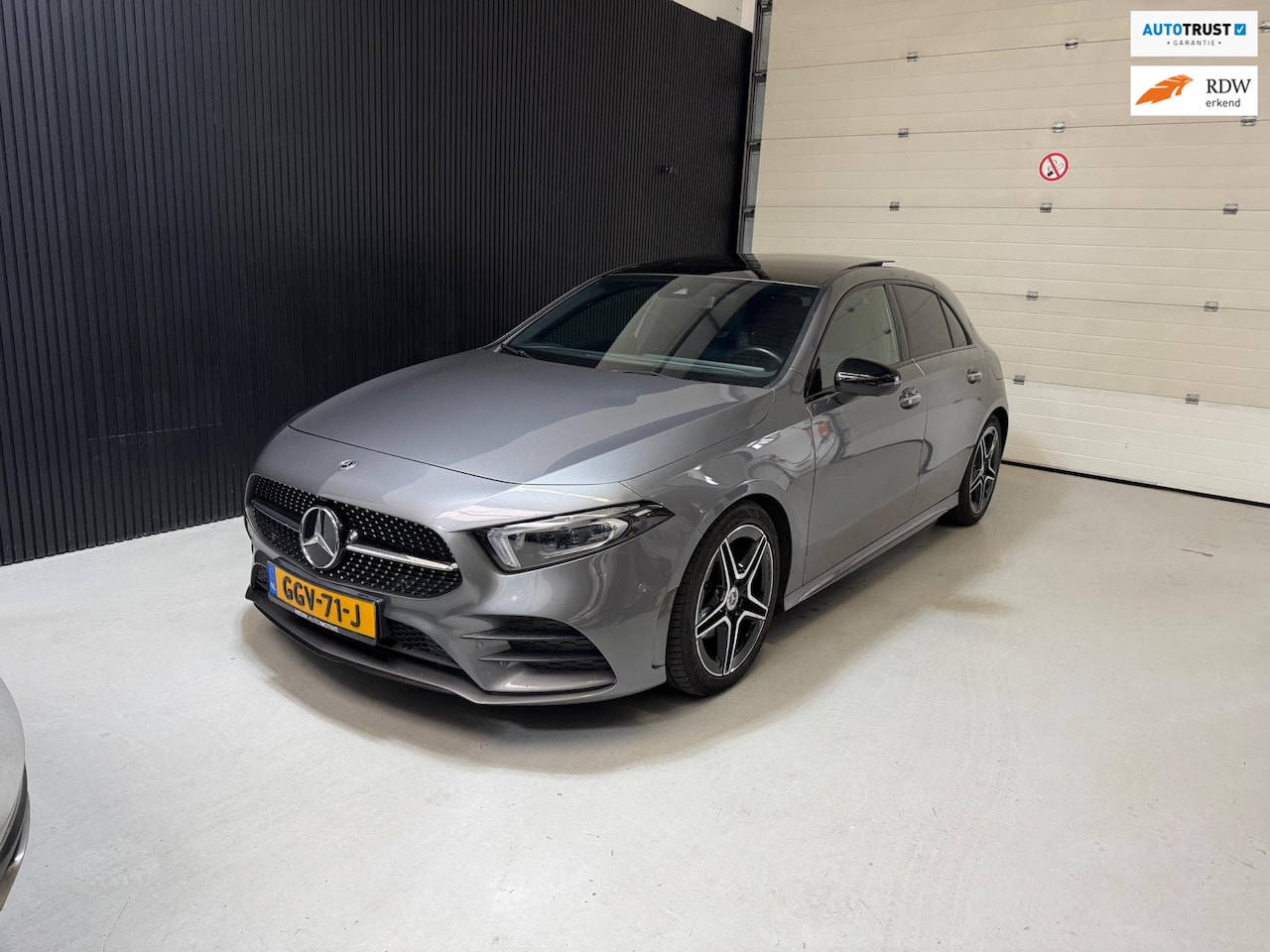 Mercedes-Benz A-klasse - 200 d Premium Plus amg pano keyless memory - AutoWereld.nl