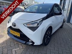 Toyota Aygo - 1.0 VVT-i x-cite ultimate