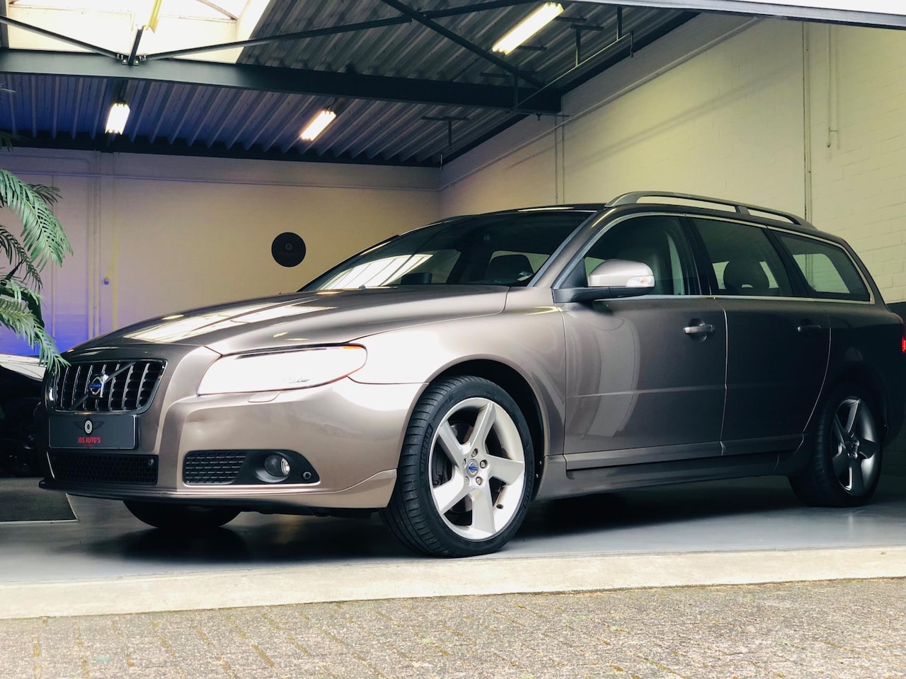 Volvo V70 - 3.0 T6 AWD/Voll opties! Youngtimer - AutoWereld.nl