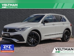 Volkswagen Tiguan - 1.4 TSI eHybrid R-Line PANORAMADAK TREKHAAK ACC STOELVERWARMING