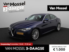 Alfa Romeo Giulia - 2.0T 200pk Aut. Super | Leder | Navigatie | Parkeersensoren | Sport pack