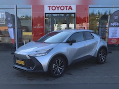 Toyota C-HR - HYBRID 140 DYNAMIC APPLE/ANDROID BLIND-SPOT KEYLESS PARKSENSOREN PARKCAMERA AD-CRUISE NL-A