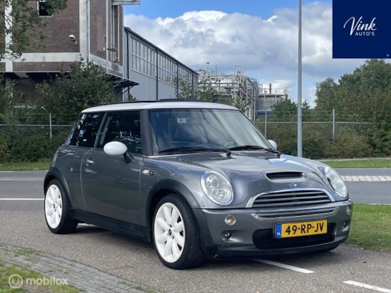 MINI Cooper S - 1.6 Chili | Panoramadak | LM Velgen | 170 PK | NL & NAP - AutoWereld.nl