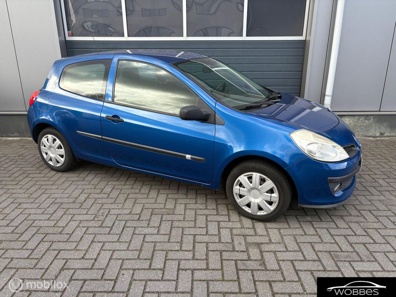 Renault Clio - 1.2-16V Special Line 1.2-16V Special Line - AutoWereld.nl