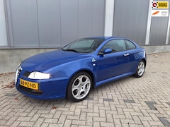 Alfa Romeo GT - 2.0 JTS Distinctive -nieuwe koppeling en distributie