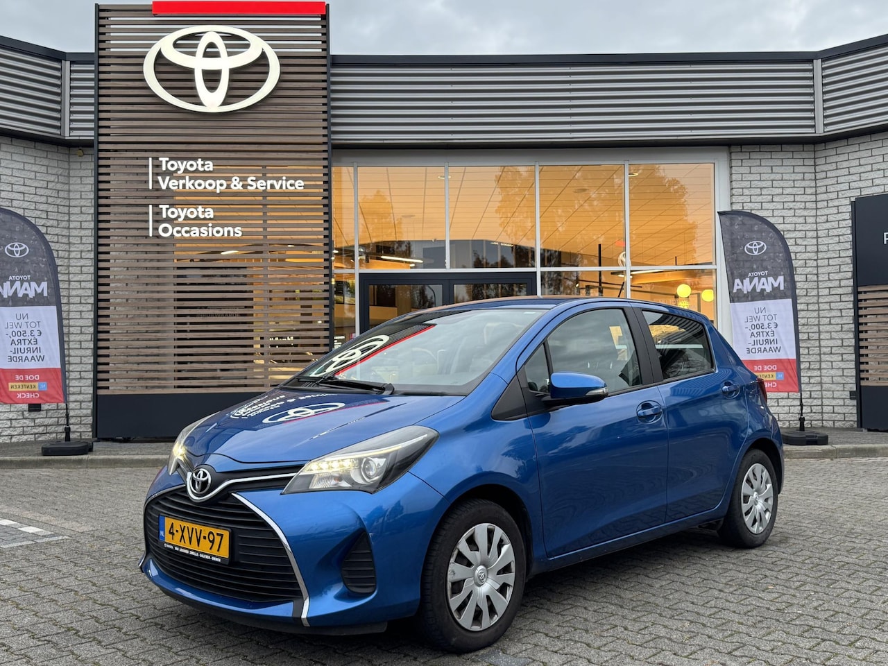Toyota Yaris - 1.3 VVT-i ASPIRATION 5-DEURS NL-AUTO DEALER-OND TREKHAAK BLUETOOTH CLIMA CRUISE CAMERA - AutoWereld.nl
