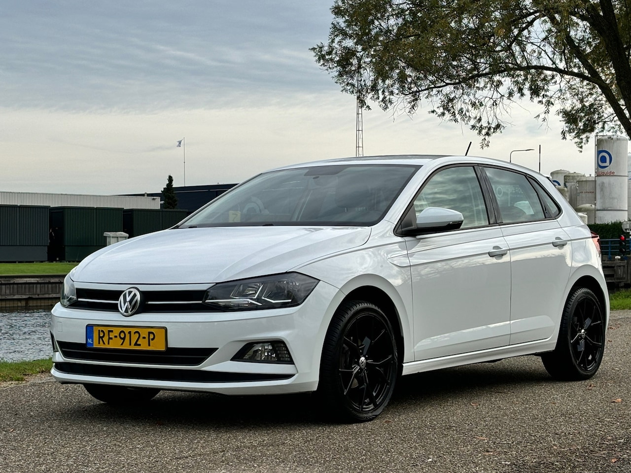 Volkswagen Polo - 1.0 Comfortline | 17inch | 5drs | ACC - AutoWereld.nl