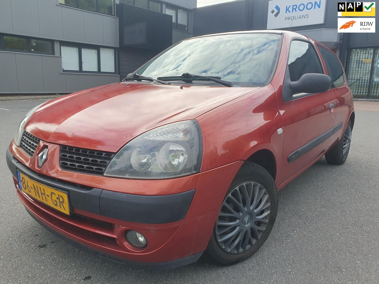 Renault Clio - 1.2 16V Expression | 75 pk | Airco | NAP | APK 02/2026 - AutoWereld.nl