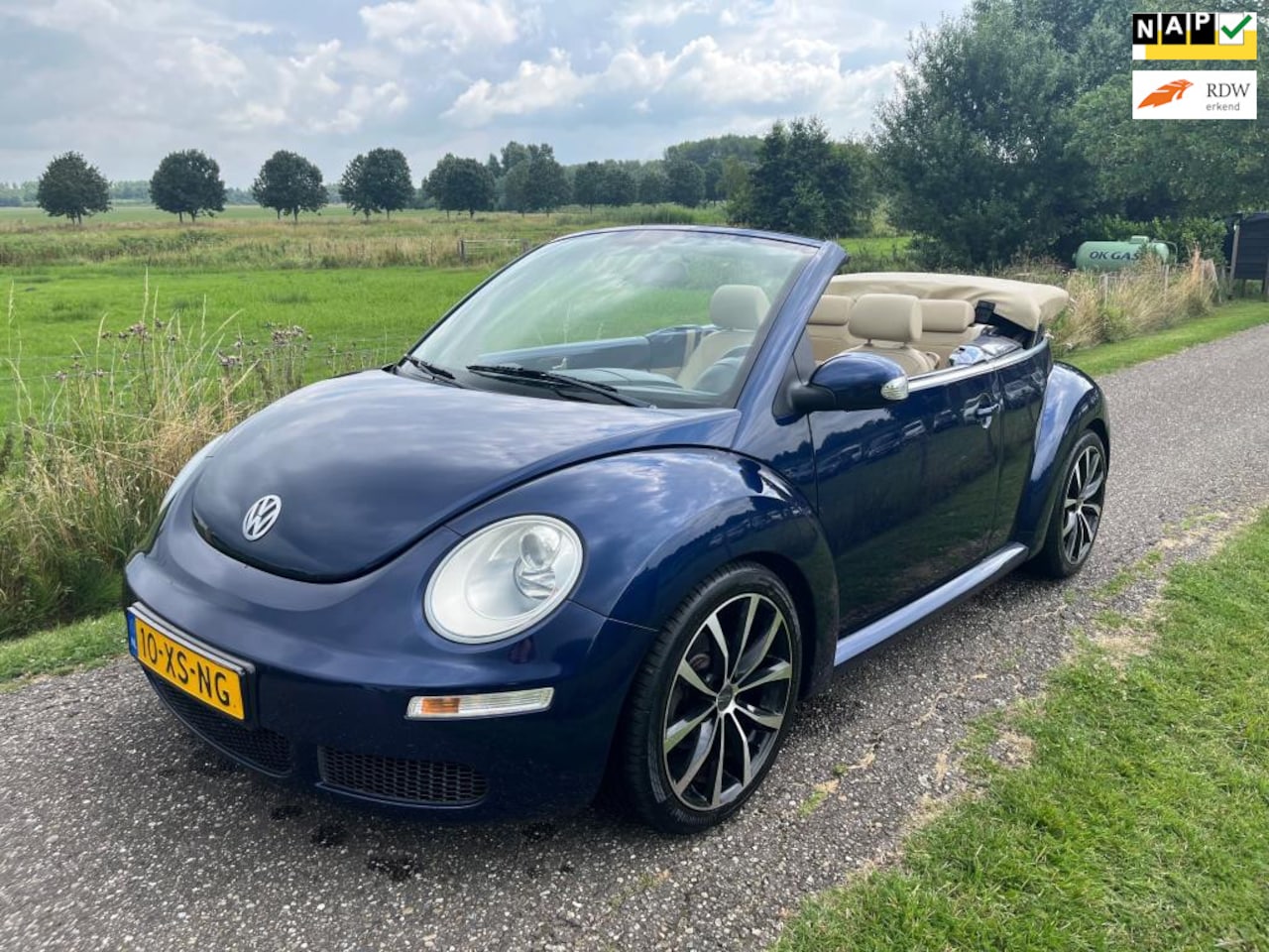 Volkswagen New Beetle Cabriolet - 1.6 Highline NAP|Cabrio| Stoelverwarming - AutoWereld.nl