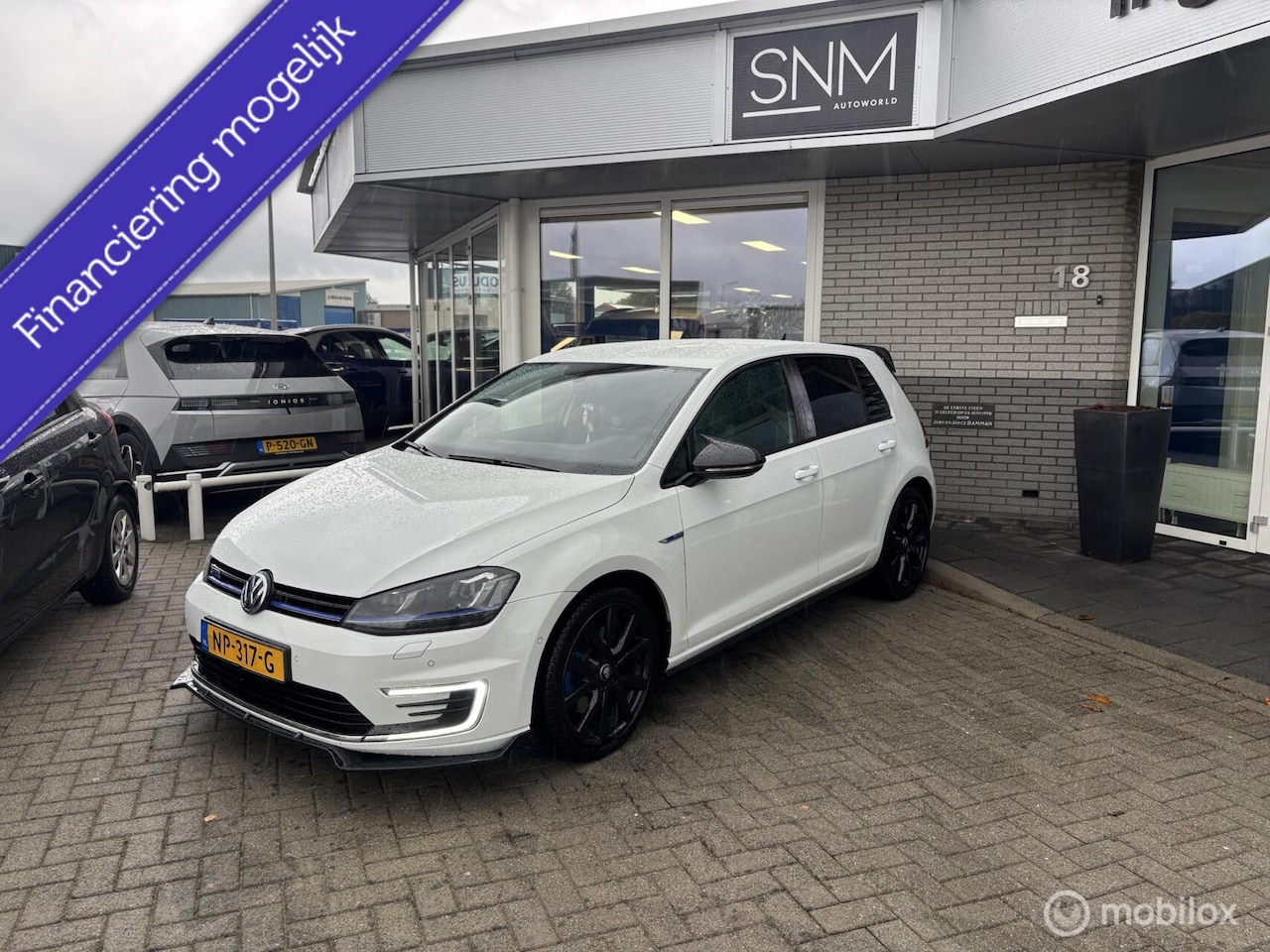 Volkswagen Golf - 1.4 TSI GTE 1.4 TSI GTE,stoelverwarm,adapcruise,camera - AutoWereld.nl
