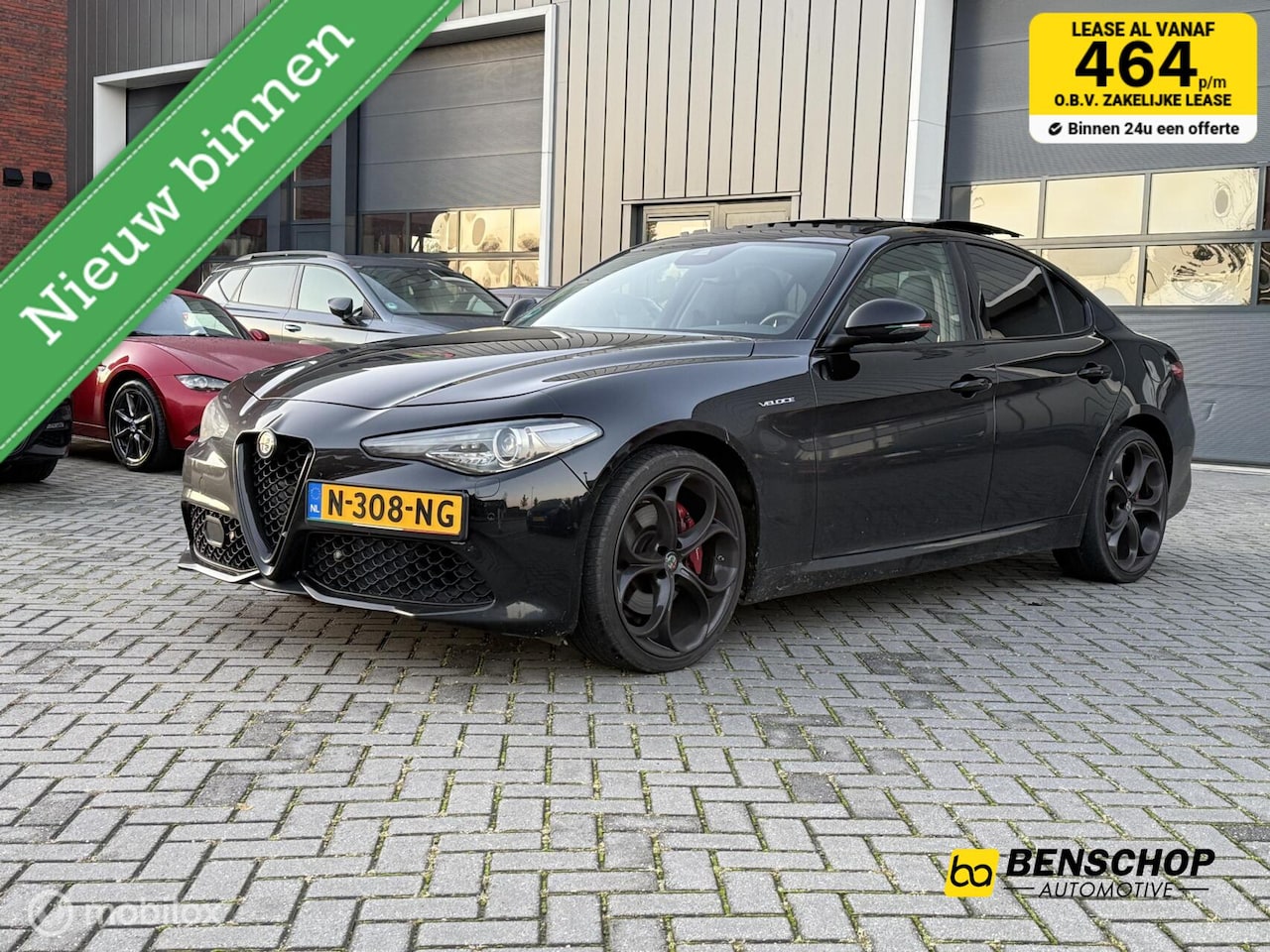 Alfa Romeo Giulia - 2.0 T AWD Veloce Panodak 19 inch Carplay Navi Camera Squadra tuning - AutoWereld.nl